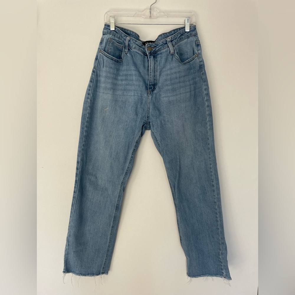 Akira Denim relaxed jean, size 15, medium wash